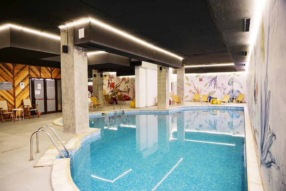 Charming One Bed Apartment 423 In Main Flora Building Borowec Zewnętrze zdjęcie